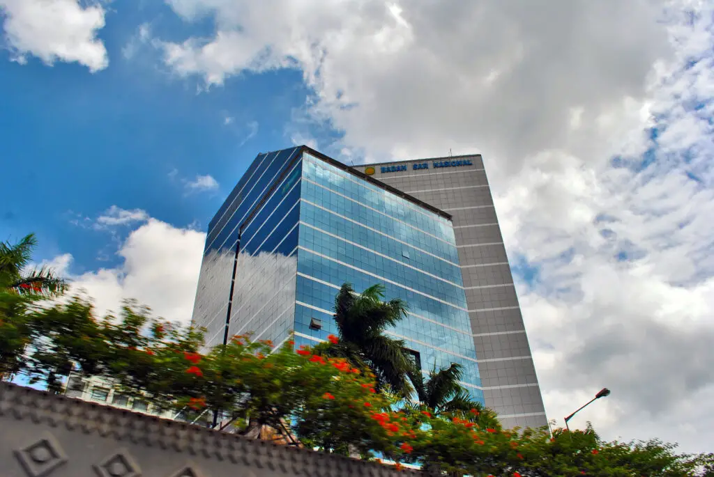 Kantor Pusat Basarnas dari underpass Kemayoran, 2012