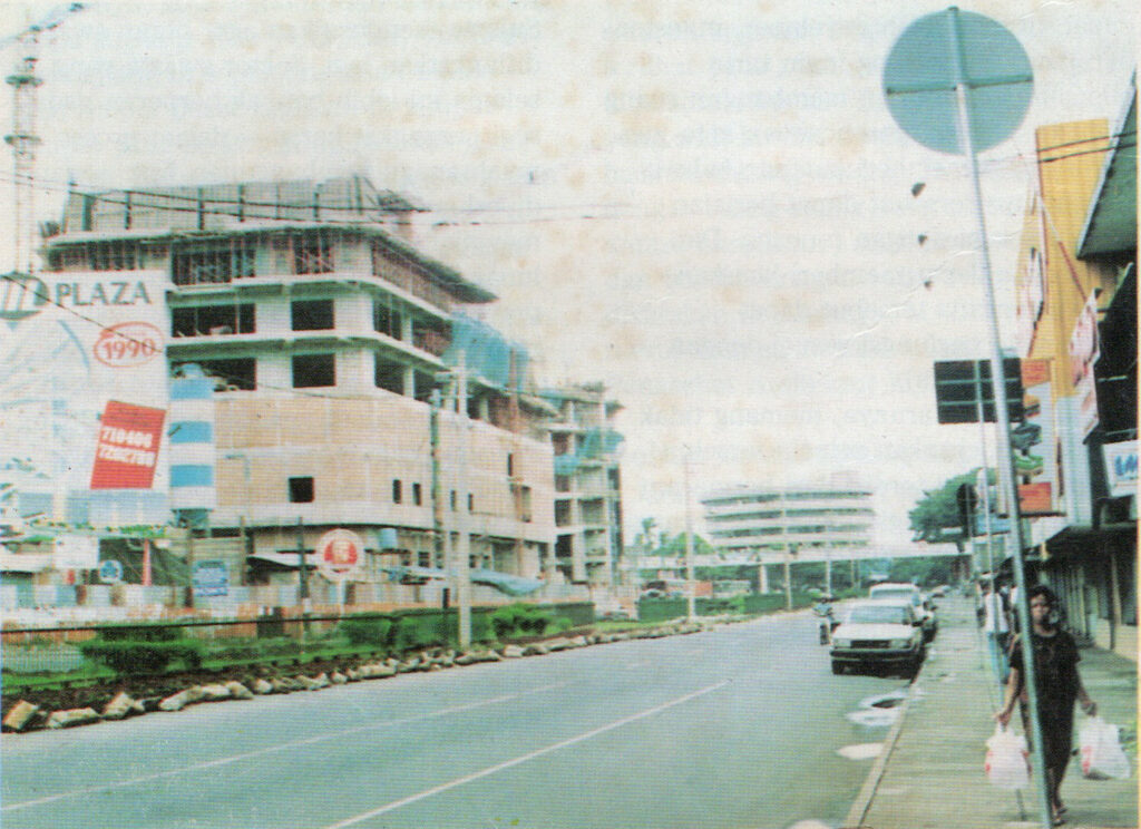 Blok M Plaza dalam pembangunan, 1989. Jakarta tempo dulu, tempat pengecengan