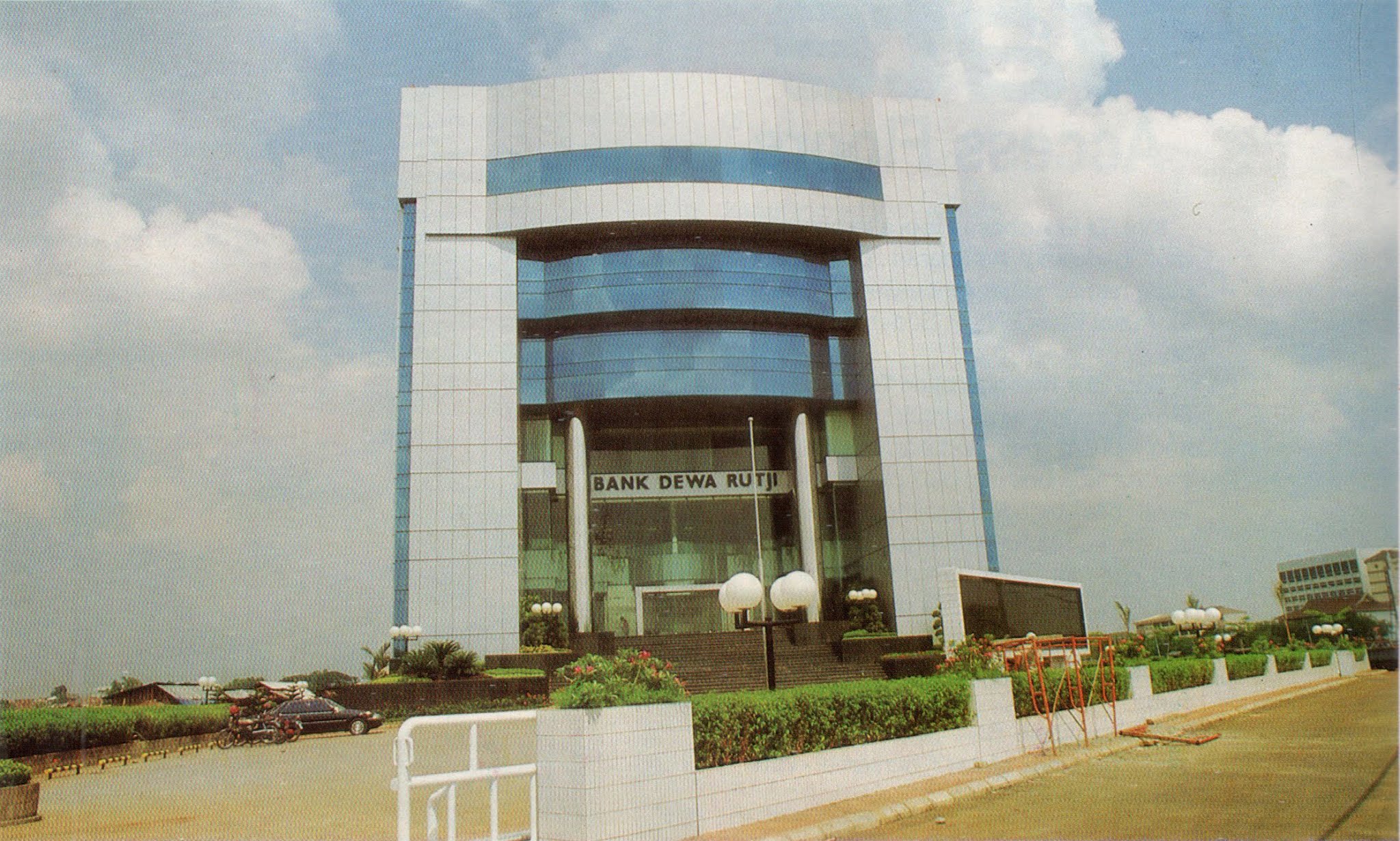 Gedung Bank Dewa Rutji