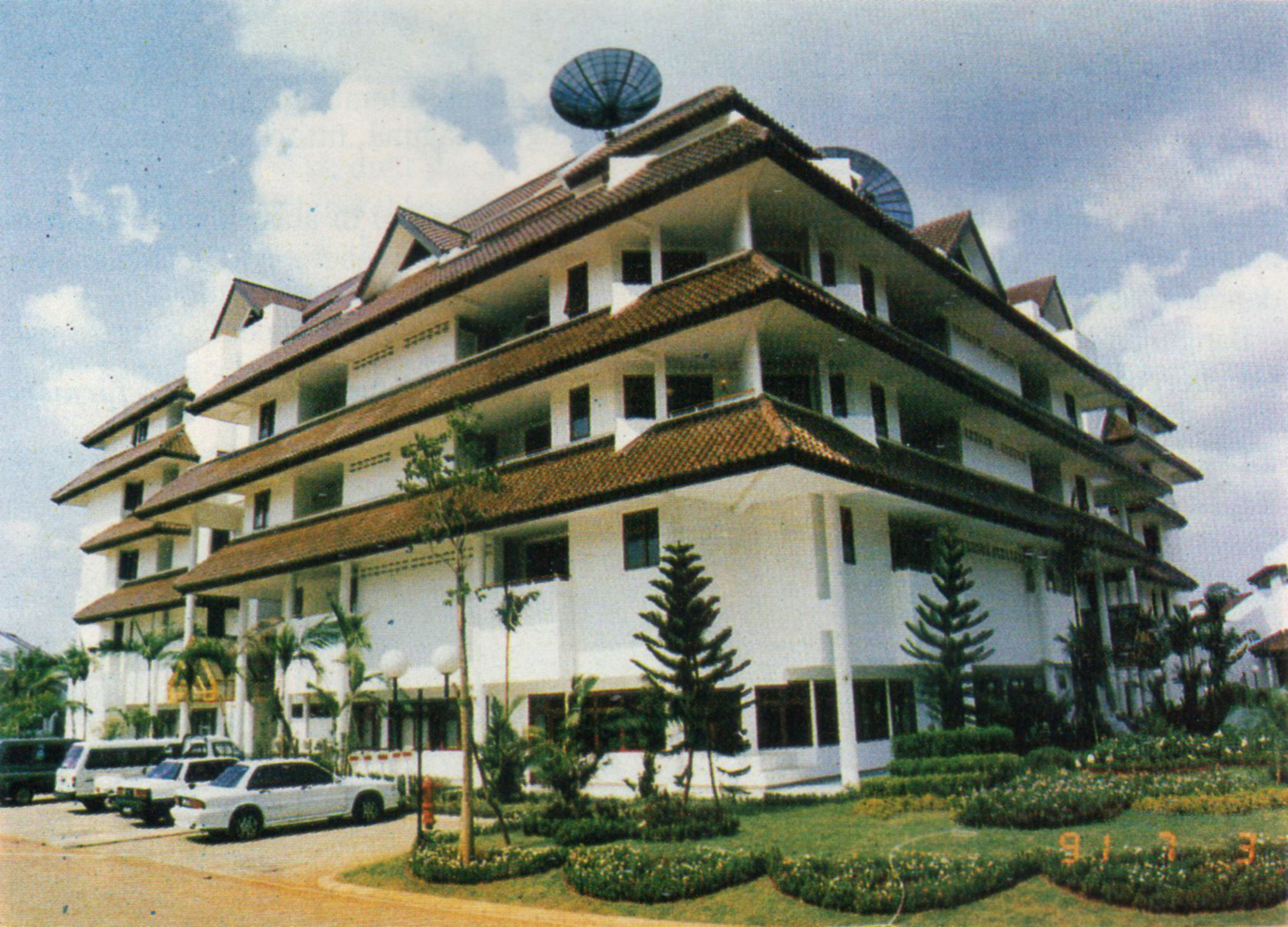 Apartemen Pondok Klub Villa Jakarta, 1991