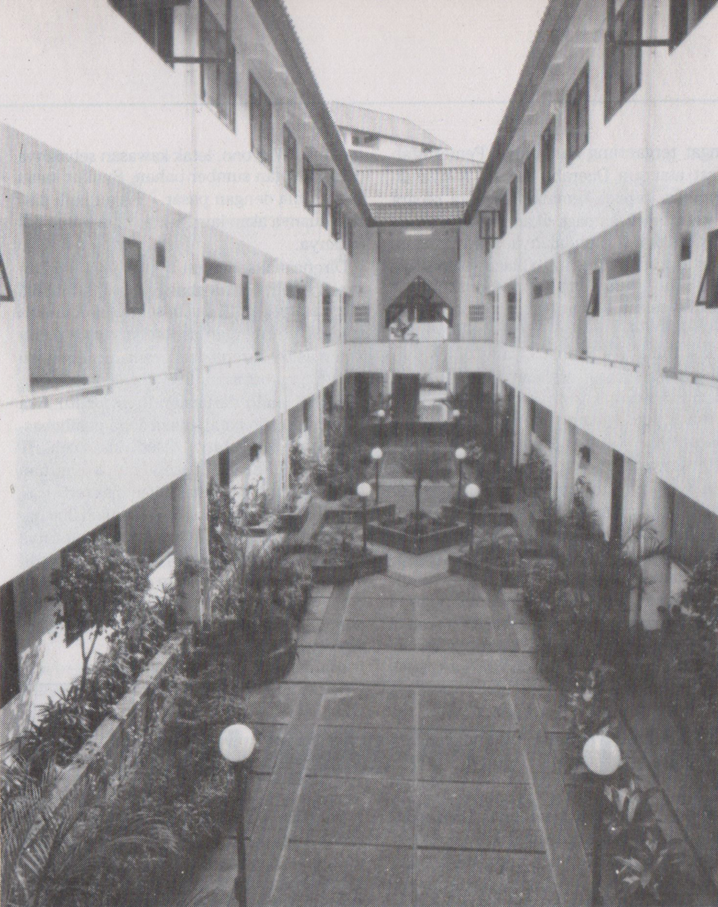Kos-kosan/Rumah teras Pondok Klub Villa Jakarta, 1991