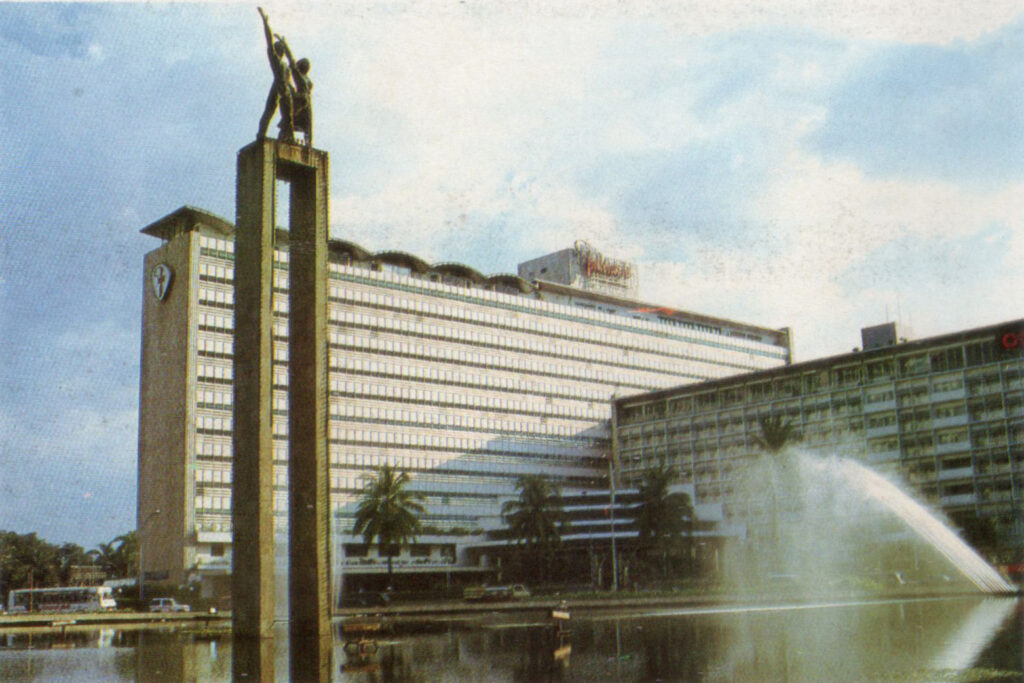 Hotel Indonesia, 1988