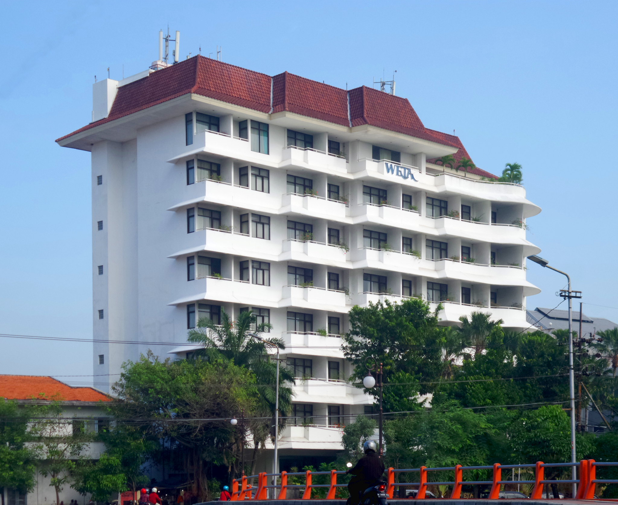 Hotel Weta Surabaya