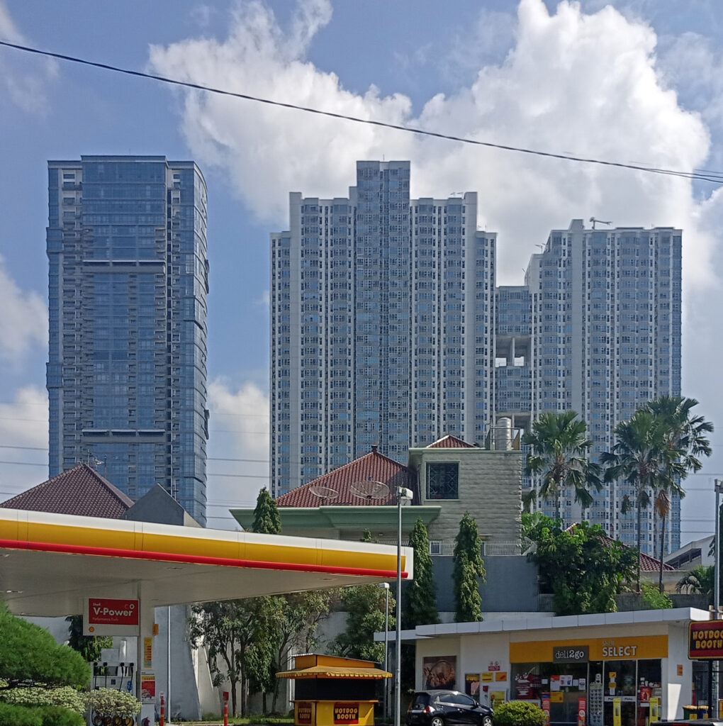 La Viz, Benson Tower, Anderson Tower, Pakuwon Mall Surabaya, 2023