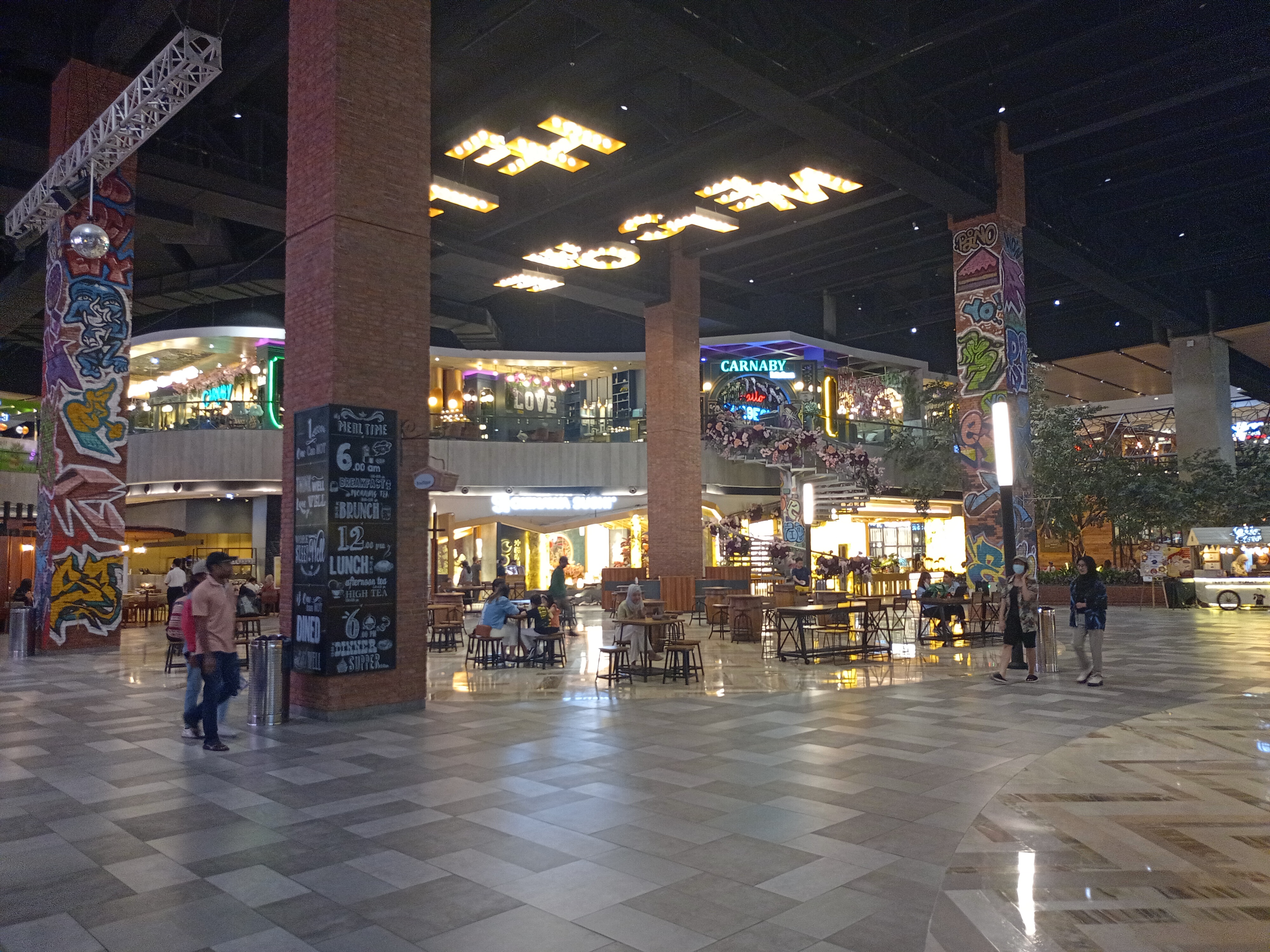 Interior Pakuwon Mall Surabaya