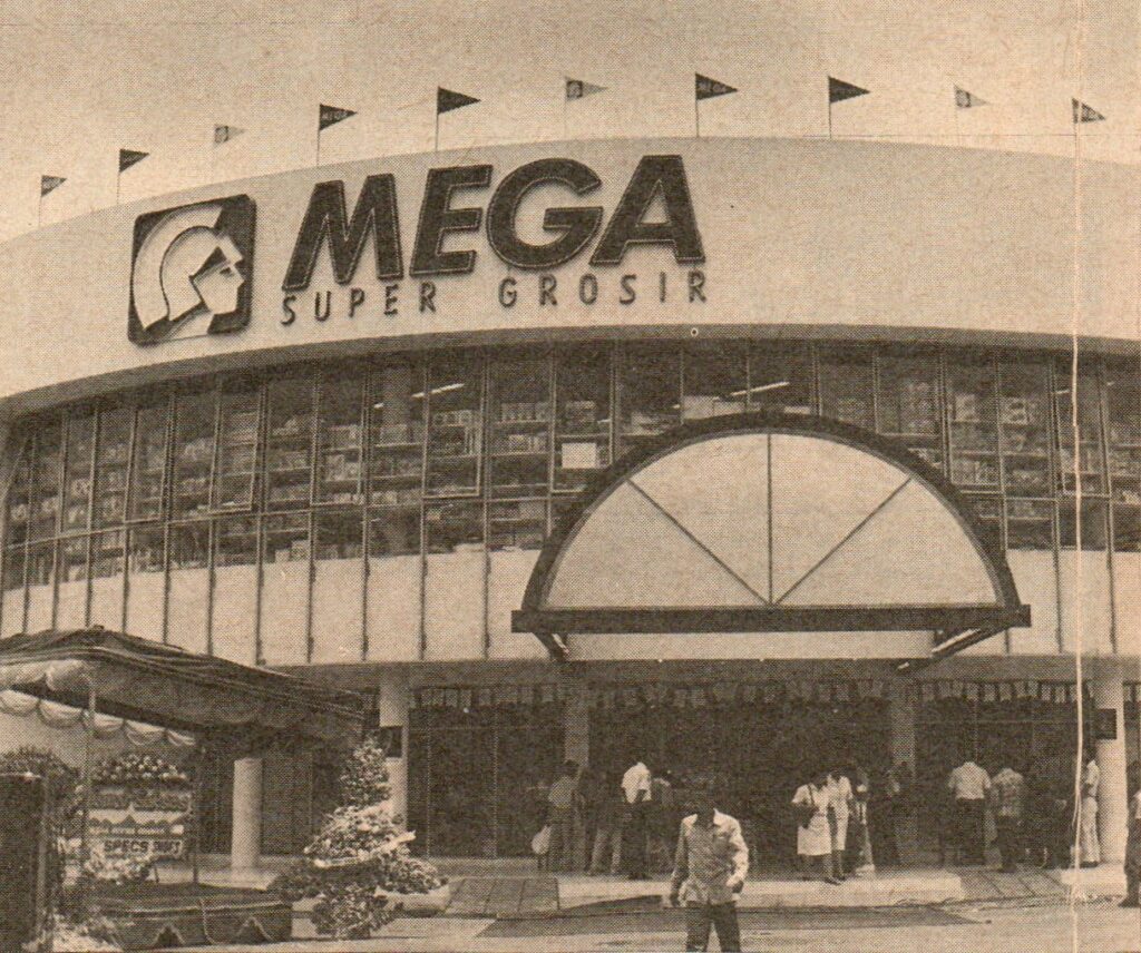 Mitra10 Pondok Bambu. Eks Mega Super Grosir Pondok Bambu 1992. Jakarta tempo dulu 1990an, Supermarket jadul
