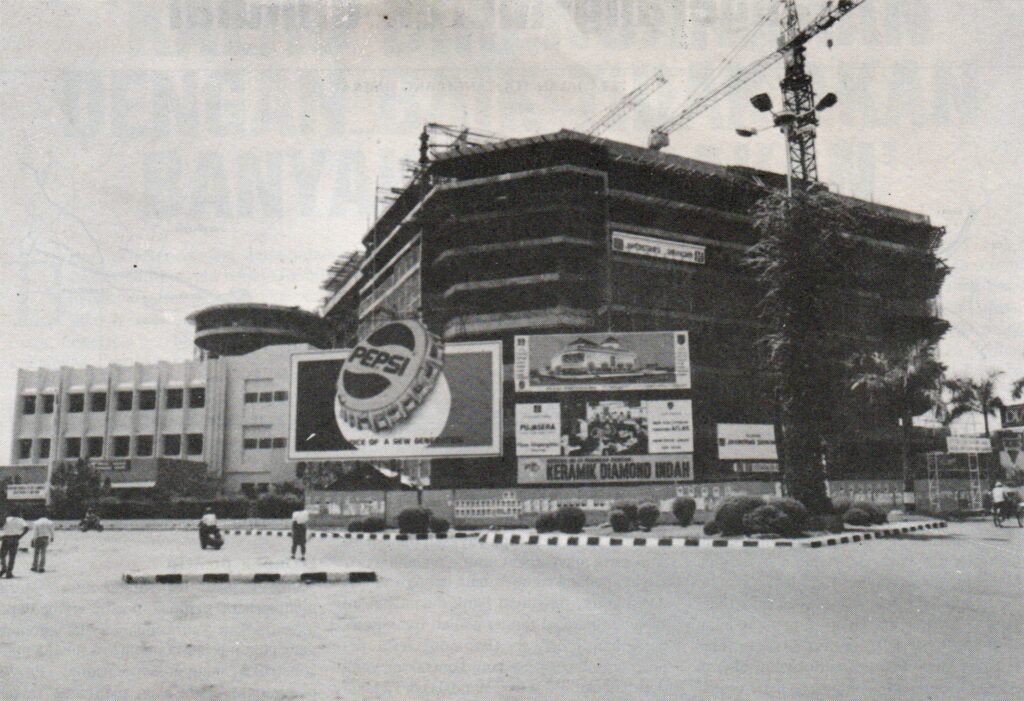 Plasa Simpang Lima dibangun, 1989. Semarang tempo dulu 1980an