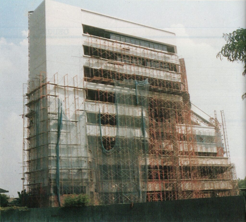 Gedung Kementerian Kesehatan RI atau Gedung dr. M. Adhyatma, 1987. Jakarta tempo dulu 1980an