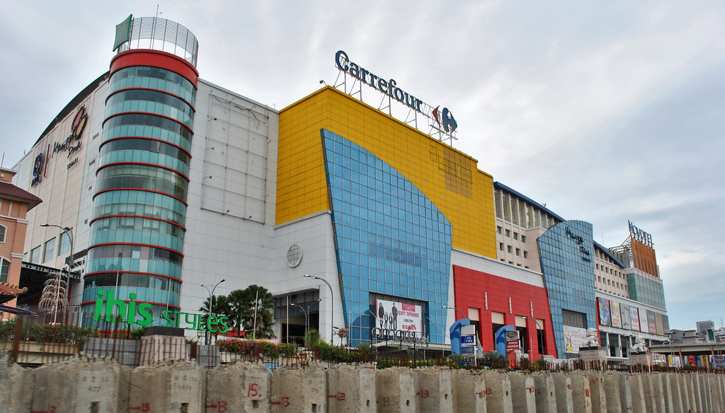 Mangga Dua Square