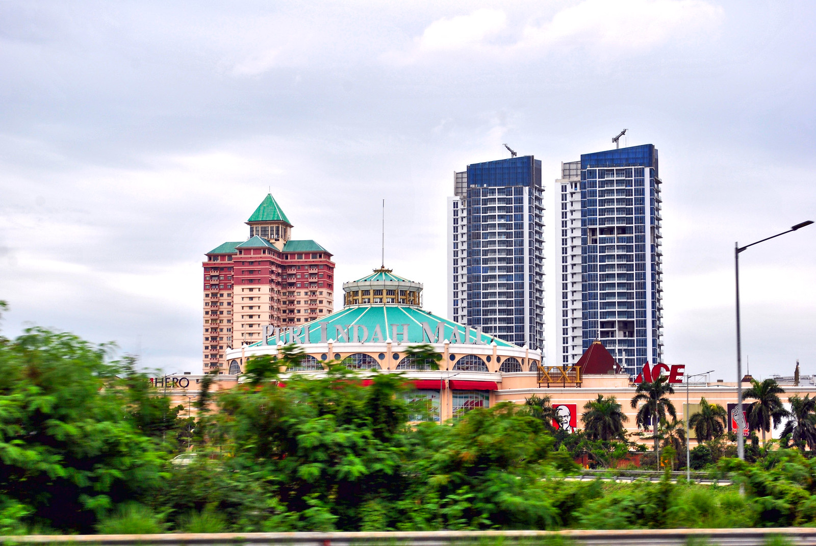 Puri Indah Mall dari Tol Jakarta-Merak, 2014