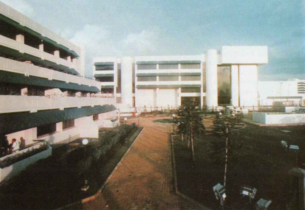 Gedung Kedutaan Besar Malaysia di Jakarta, 1992