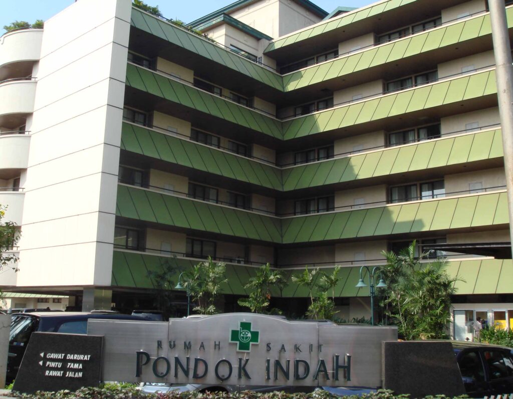 Gedung perluasan Rumah Sakit Pondok Indah, 2008.