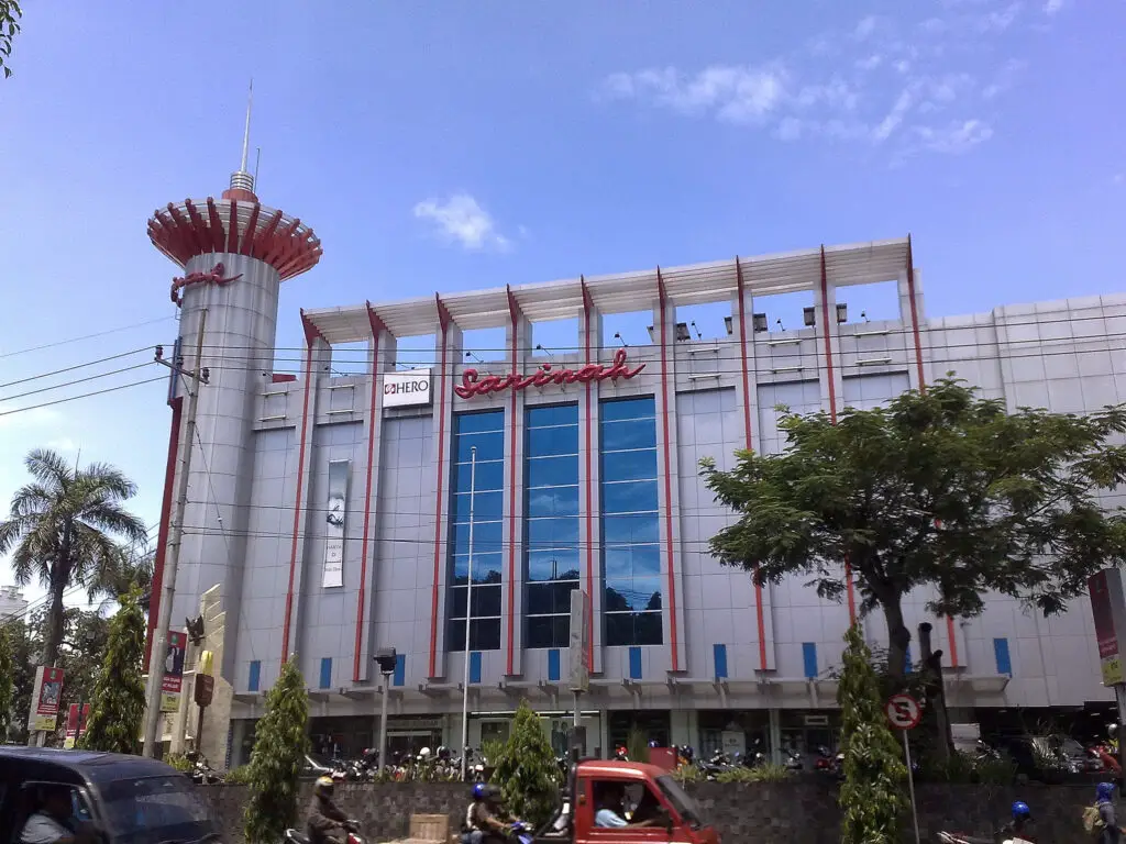 Gedung Sarinah Malang - Setiap Gedung Punya Cerita