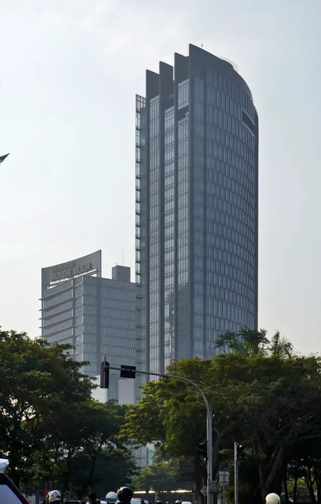 Alfa Tower dan Bunda Mulia Tower