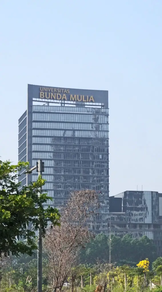 UBM Alam Sutera dari Boulevard Sutera, 2024